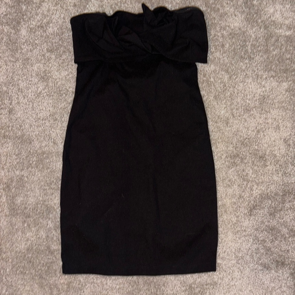 Black Strapless Dress